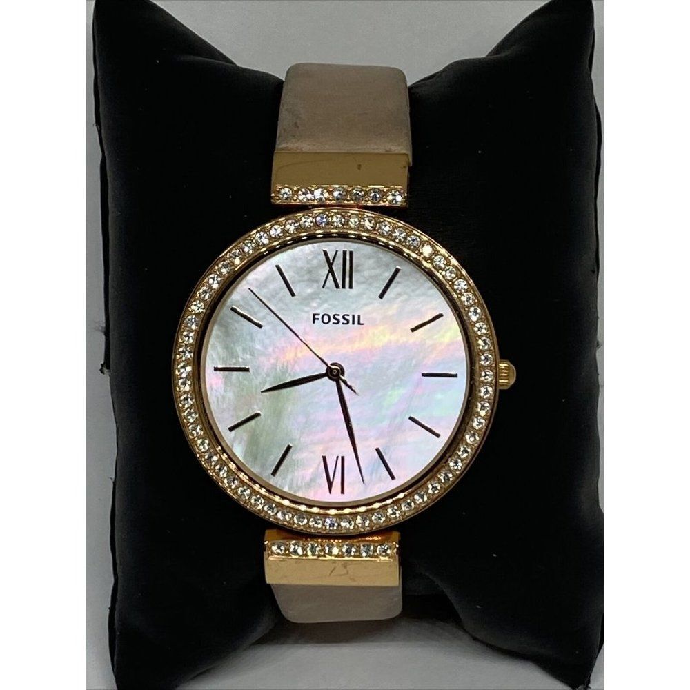 Fossil Madeline ES4537 Women's Leather Analog Moth